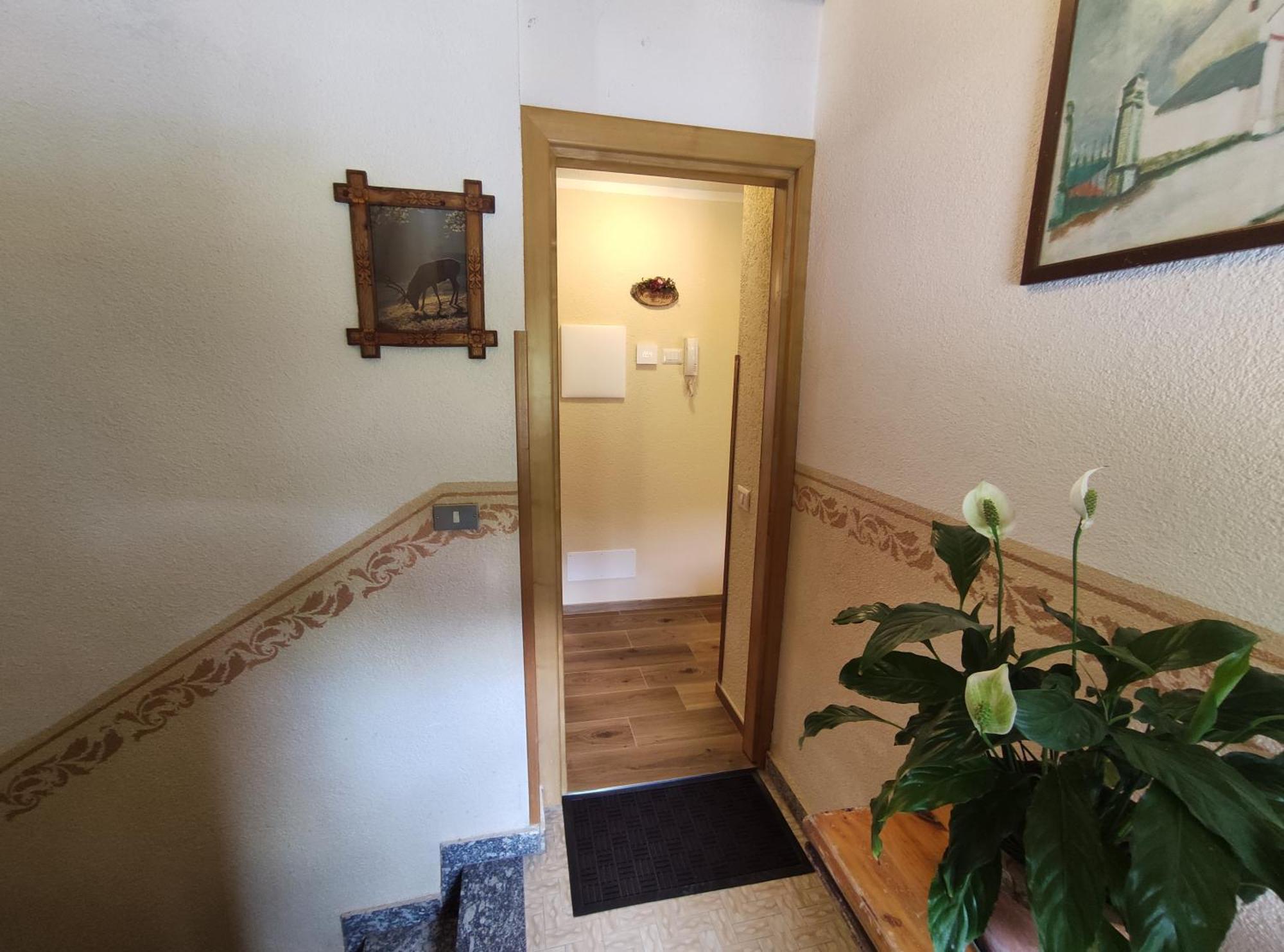 Appartamenti La Romantica Livigno Exterior foto